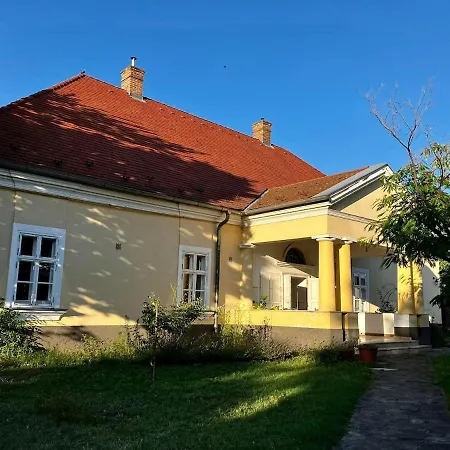 Apartament Dinnyes Kuria Dabas