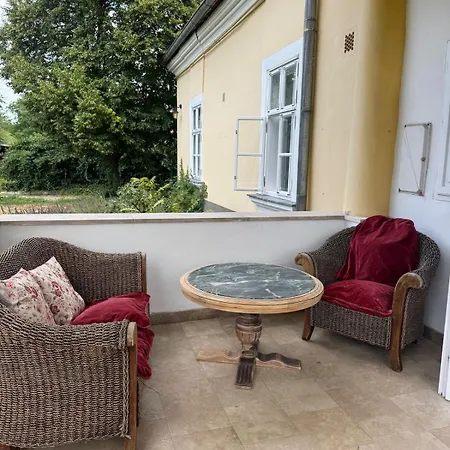 Dinnyes Kuria Apartament Dabas